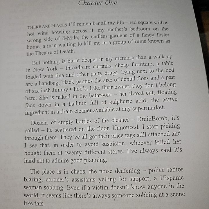 I%20Am%20Pilgrim%20By%20Terry%20Hayes%20-%20Image%203