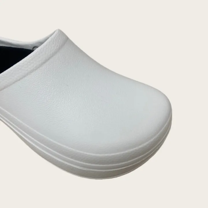 Women's%20Eva%20Nurse%20Clogs%20with%20Cushioning%20Insoles%20%E2%80%94%20Lightweight,%20Non-Slip%20Slip-On%20Medical%20Slippers%20Suitable%20for%20Hospital%20Indoor%20and%20Outdoor%20Use%20-%20Image%202