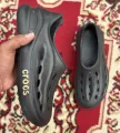 Mens New Comfortable Summer Couple Hole Crocs SuperClogs Outdoor Beach Shoes Soft-Soled Non-Slip Breathable Sandals. 
