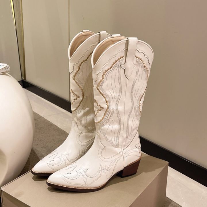 Autumn%20Embroidered%20Western%20Cowboy%20Boots%20new%20Square%20Heels%20Pointed%20shoes%20Casual%20fashion%20long%20boots%20Comfortable%20waterproof%20shoes%20-%20Image%202