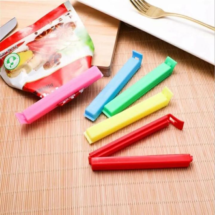 12-Pack%20Multi-Color%20Plastic%20Food%20Storage%20Bag%20Clips%20-%20Leakproof%20Seal%20Sealing%20Clips%20for%20Kitchen%20Organization%20-%20Image%205