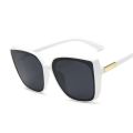 Korean Fashion Brand Design Unisex Anti-UV High-Quality Retro Sunglasses for Men/Women.