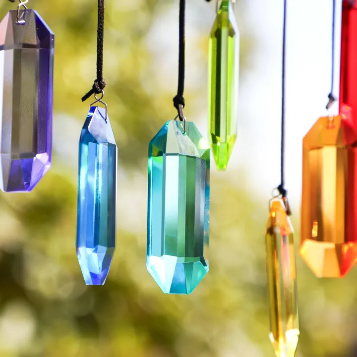 7pcs%20Crystal%20Suncatcher%20Prisms%203''%20Indoor%20Window%20Hanging%20Ornament%20Rainbow%20Glass%20Prism%20Sun%20Catcher%20Decor%20for%20Home%20Garden%20Healing%20-%20Image%205