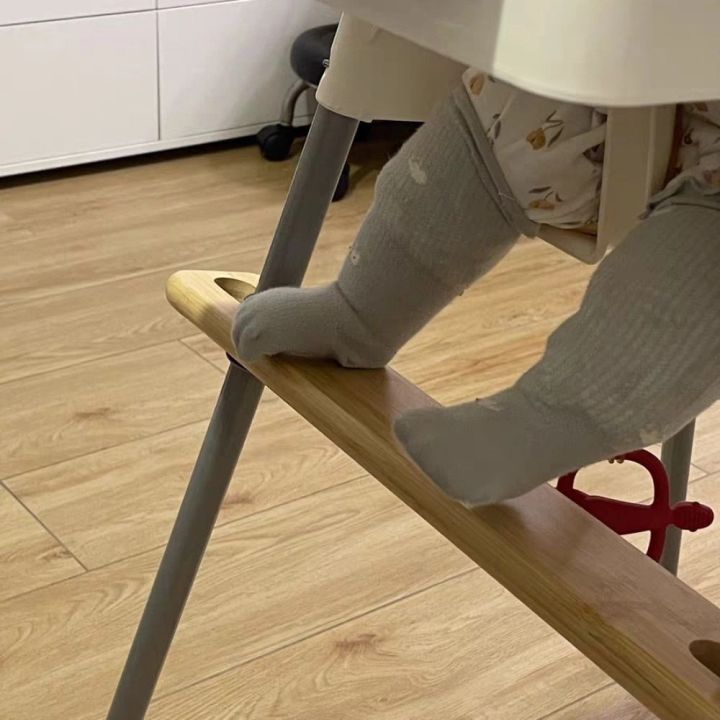 Adjustable%20High%20Chair%20Footrest%2050cm%20Length%20Stable%20Design%20Baby%20Highchairs%20Pedal%20Non-slip%20Rubber%20Rings%20Highchair%20Accessory%20-%20Image%205