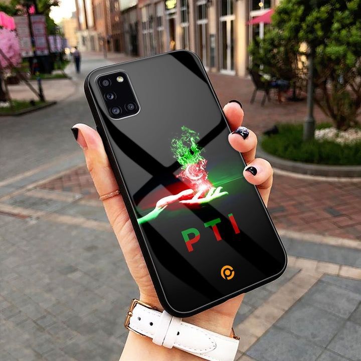 Customize%20Your%20Phone%20With%20PTI%20Trending%20Designs%20Premium%20Glossy%20Glass%20Case%20-%20Image%205