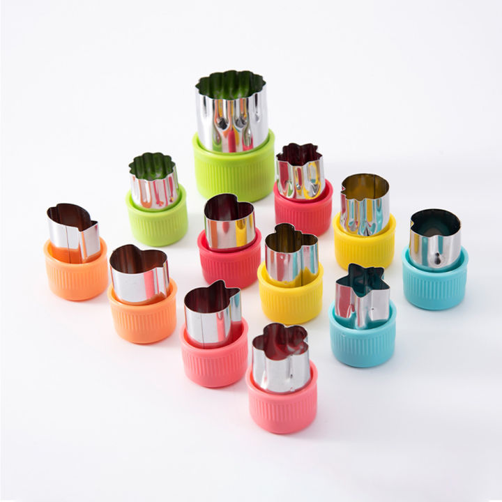 Leeseph%2012%20Pcs%20Vegetable%20Cutter%20Shapes%20Sets%20Mini%20Size%20Cutters%20Fruit%20Cutters%20Kids%20Food%20Cutters%20Pastry%20Stamps%20Mold%20Biscuits%20-%20Image%203