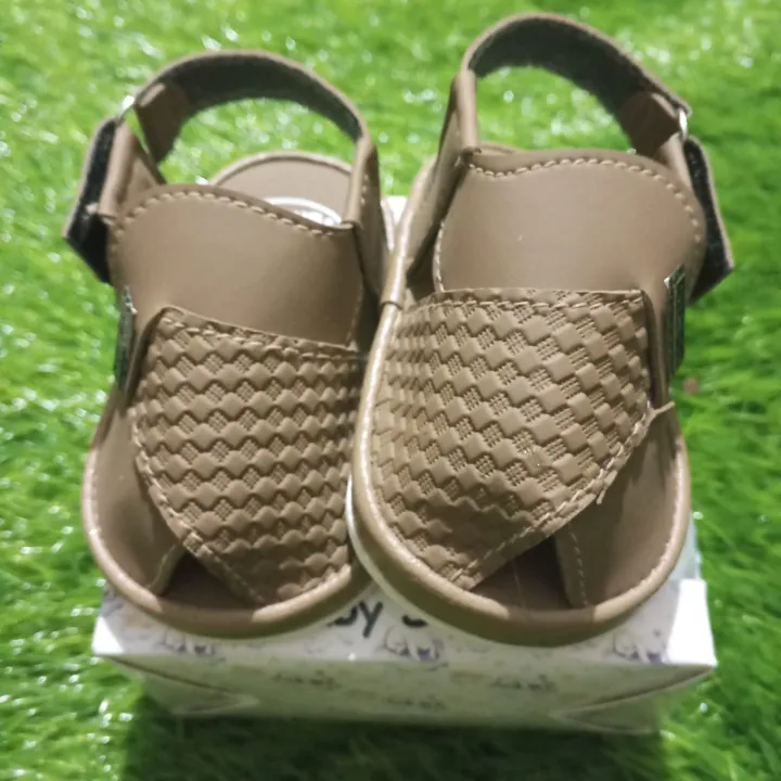 new%20born%20baby%20baba%20sandals/kids%20peshawari%20sandals/peshawari%20sandals%20for%20baba%20-%20Image%203