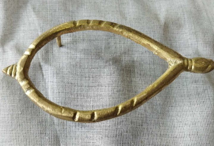 Copper%20Arga%20Set%20-%20Copper%20Arga%20And%20Brass%20Trikuti%20-%20Image%204