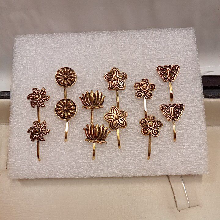 Oxidised%20Nose%20Pin%2012%20piece%20pack%20%7C%20Studs%20Nose%20Pin%20%7C%20Press%20On%20Nose%20Pin%20%7C%20Combo%20Nose%20Pin%20Press%20On%20Nose%20Pin%20%7C%20Oxidised%20Nose%20Pin%20For%20Women%20&%20Girls%20-%20Image%206
