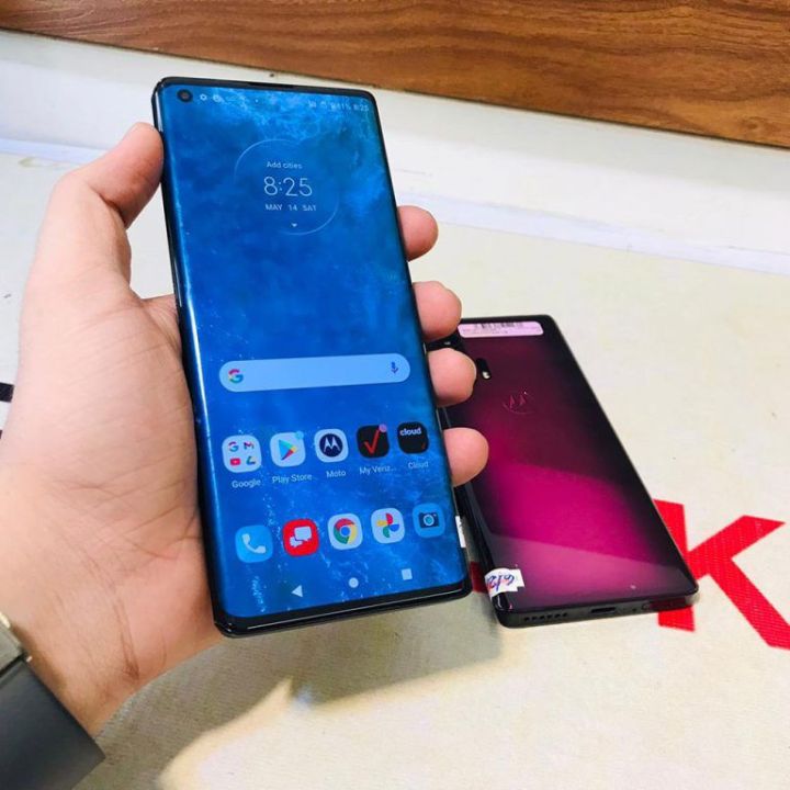 Motorola%20Edge%20Plus%20%7C%20256GB%20Storage%20%7C%2012GB%20RAM%20%7C%20Snapdragon%20865%20%7C%205000%20mAh%20Battery%20%7C%20108MP%20Camera%20%7C%20Official%20PTA%20Approved%20%7C%20Mobile%20Phone%20-%20Image%205