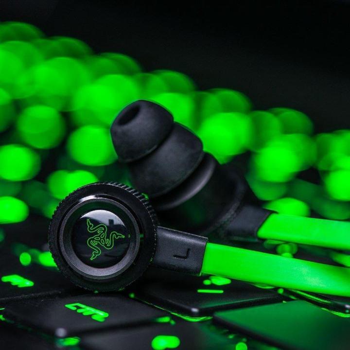 Razer%20Hammerhead%20Pro%20v2%20earphone%203.5mm%20wired%20in%20ear%20gaming%20headset%20with%20MIC%20(gaming%20headset%20with%20box)%20-%20Image%202