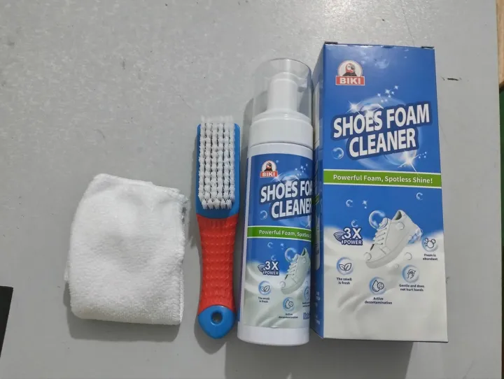 Biki%20Brand%203x%20Power%20Shoes%20Cleaner%20(BK2200)%20%E2%80%93%20200ml%20Instant%20Spotless%20Shine%20Kit%20with%20Brush,%20Cloth%20&%20Wipes%20-%20Image%203