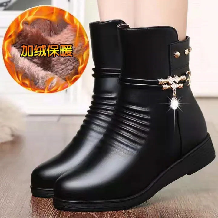 Leather%20Women%20Boots%202024%20Winter%20Thick%20Wool%20Lined%20Genuine%20Leather%20Women%20Snow%20Boots%20Large%20Size%20Women%20Winter%20Shoes%20-%20Image%203