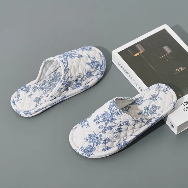 Home%20Indoor%20Slippers%20Soft%20Bottom%20Antislip%20Women%20Slippers%20Fashion%20Cotton%20Floral%20Floor%20Shoes%20Warm%20Lightweight%20Bedroom%20Slippers%20-%20Image%204