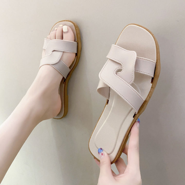Women's%20Summer%20Slides%20Sandals%20-%20Cross%20Band%20Design,%20Ultra%20Soft%20Anti-Slip%20Sole,%20Lightweight%20House%20Slippers%20for%20Women,%20Beach%20Walkin%20-%20Image%208