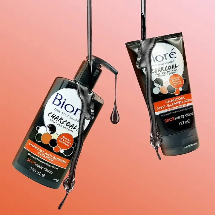 Bior%C3%A9%20Charcoal%20Acne%20Clearing%20Cleanser%20for%20Oily%20and%20Acne%20Prone%20skin,%206.77%20Ounces,%20Salicylic%20Acid%20Acne%20Treatment,%20Daily%20Face%20Wash,%20Dermatologist%20Tested(Canada)%20-%20Image%203