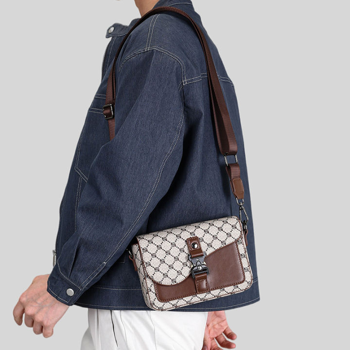 High-End%20Men's%20Stylish%20Crossbody%20Bag%20PU%20Leather%20Sling%20Bag%20Minimalist%20Business%20Shoulder%20Bag%20Perfect%20for%20Daily%20Commute%20Travel%20-%20Image%204