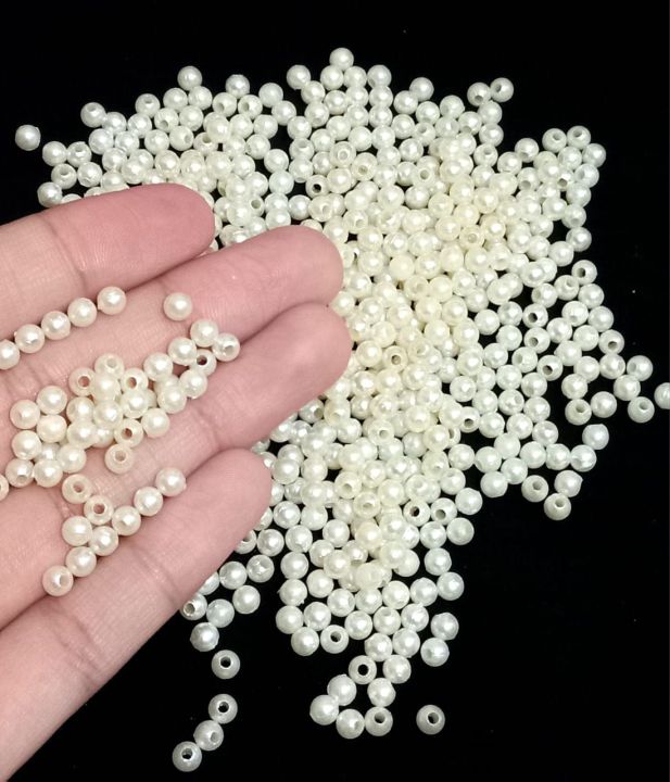 700 Pcs 4mm (Small) Round White Plastic Pearl Beads For Jewelry Making DIY Bracelet Necklace Earrings Crafting Embroidery Keychain Etc