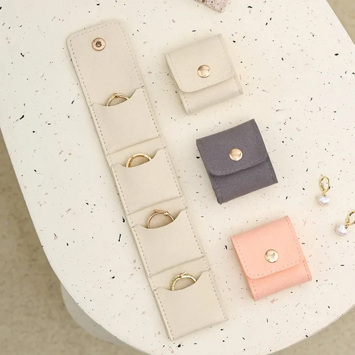 Fashion%20Velvet%20Jewelry%20Display%20Bag%20Container%20Foldable%20Necklace%20Ring%20Packing%20Bag%20Storage%20Case%20Earrings%20Organizer%20Jewelry%20Packing%20-%20Image%204