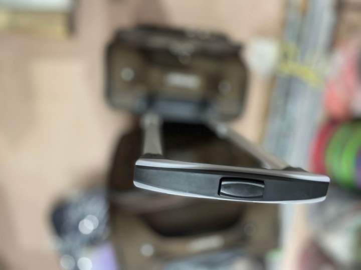 Medium%20Luggage%2024%E2%80%9D%20Inch%202%20Wheels%20Softshell%20For%20Travelers%20Eminent%20Suitcase%20-%20Image%206