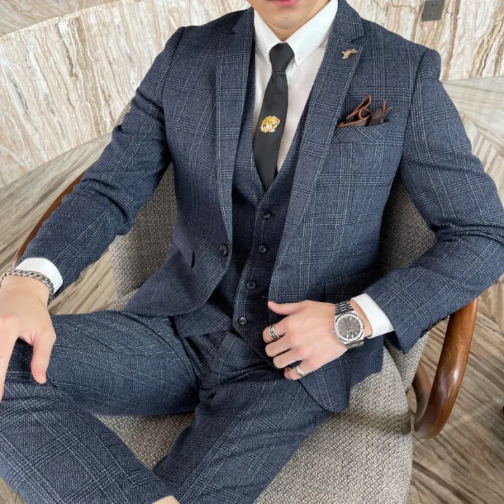 British%20Korean%20Style%20High%20Quality%20Modified%20Plaid%20Three-Piece%20Suit%20for%20Men%20-%20Stylish%20Business%20Casual%20Suit%20Vest%20And%20Trousers%20Set%20-%20Image%206