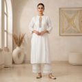Gorgeous two piece dress for women.