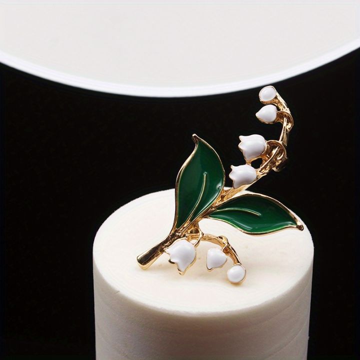 Fashionable Pastoral Lily of The Valley Lily Brooch