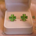 Fashionable Green Leaf Small Stud Earrings Chic Gold Color Metal Posting Earrings Tiny Daily Wear Jewelry For Women.
