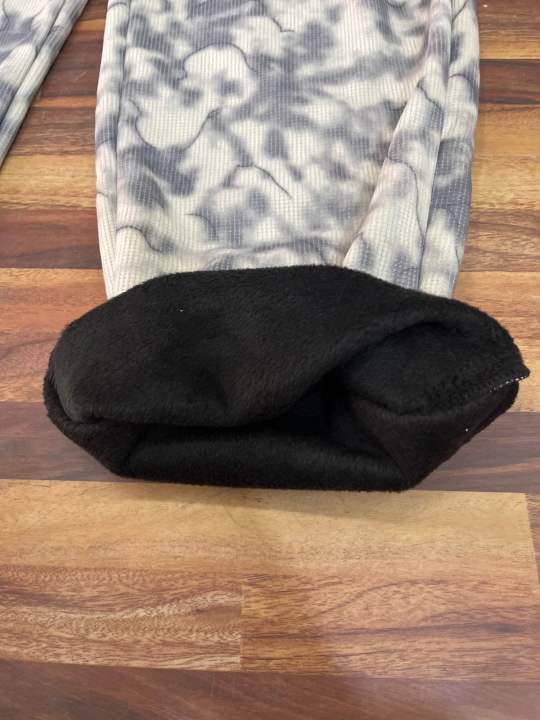 American%20Retro%20Tie-Dye%20Printed%20Casual%20Wide-Leg%20Pants%20for%20Women,%20New%20Spring%20and%20Autumn%20High-Waisted%20Loose%20Slimming%20Drapey%20Floor-Length%20Trousers%20-%20Image%204