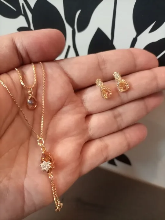 Jewellery%20Set%20-%20Image%205