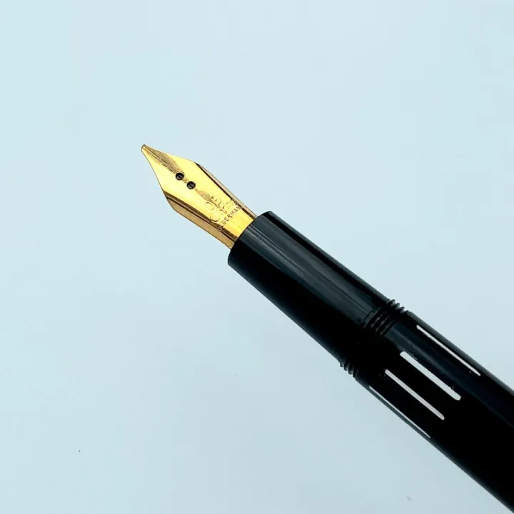 Rotring%20Renaissance%20Fountain%20Pen%20%7C%20Rotring%20%7C%20Pen%20%7C%20Fountain%20Pen%20-%20Image%202