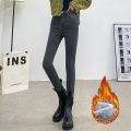 Hot Sale Winter Women Fleece Thermal Jeans Snow Warm Plush Jeans Female Denim Pants Casual Daily Straight Leg Trousers.