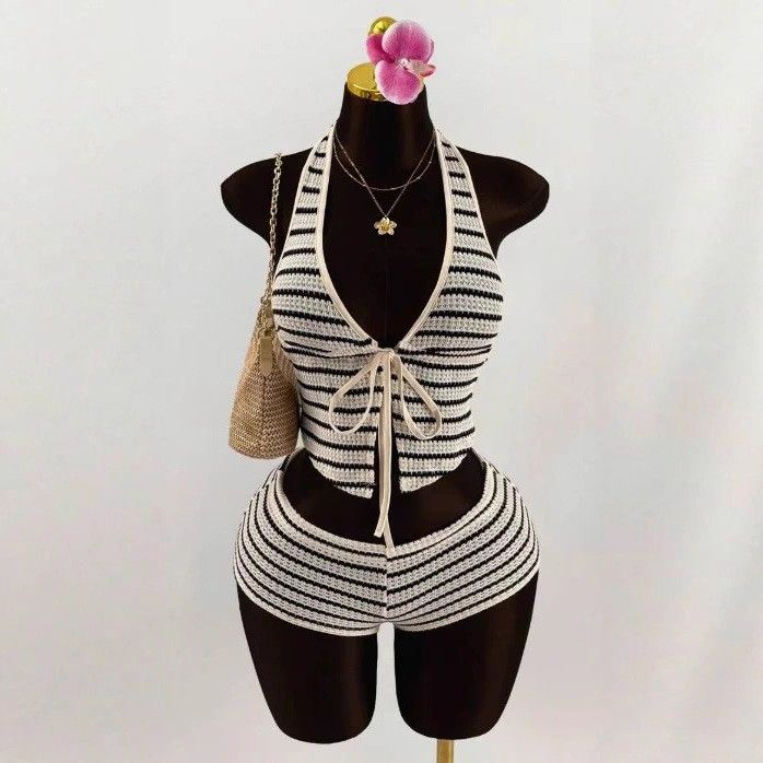 Summer%20Seaside%20Beach%20Vacation%20Style%20Knitted%20Lace%20up%20Slim%20Fit%20Halterneck%20Vest%20Half-Length%20Shorts%20Two-Piece%20Set%20for%20Women%20%20sty%20-%20Image%207