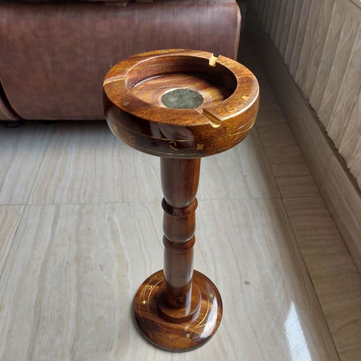 Wooden%20Ash%20Tray%20for%20Office%20-%20AshTray%20Stand%20-%20Ash%20Tray%20with%20with%20Brass%20work%20-%20Ash%20Tray%20For%20Living%20Room%20-%20Image%203