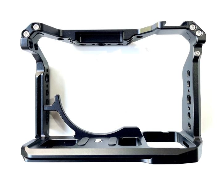 Camera%20Cage%20ror%20Sony%20a7iv%20with%20extra%20cold%20shoe%20-%20Image%203