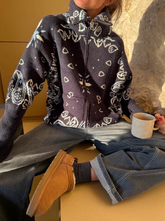 Vintage%20Knit%20Jacquard%20Stand%20Collar%20Women%20Cardigan%20Zipper%20Full%20Sleeve%20Pockets%20Loose%20Sweater%20New%202026%20Spring%20Lady%20Soft%20Knitwear%20-%20Image%204