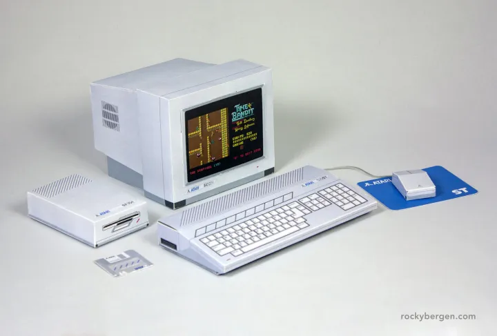 Model%20of%20a%20Classic%20Computer,%20Atari%20520%20St,%20Paper%20Model,%20Paper%20Doll,%20Papercraft%20(for%20Cutting%20and%20Assembling%20Yourself)%20-%20Image%202