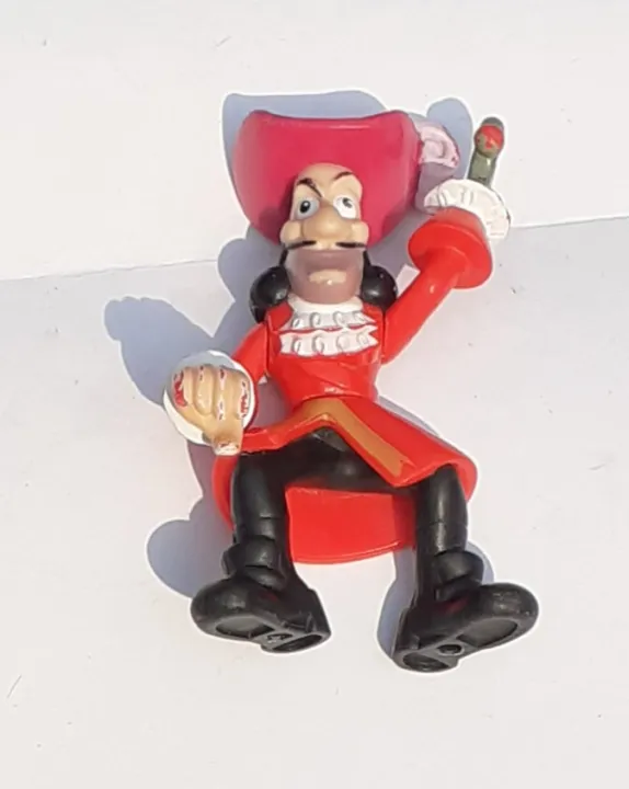 DISNEY%20CAPTAIN%20HOOK%20of%20Jake%20&%20The%20Neverland%20Pirates%20Action%20Figure%20Toy%20-%20Image%204