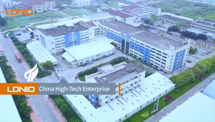 LDNIO Power Bank 20000mAh, Fast Charging Type-C & Lightning Cable Powerbank, LED Display Battery Level, With Extra USB Port