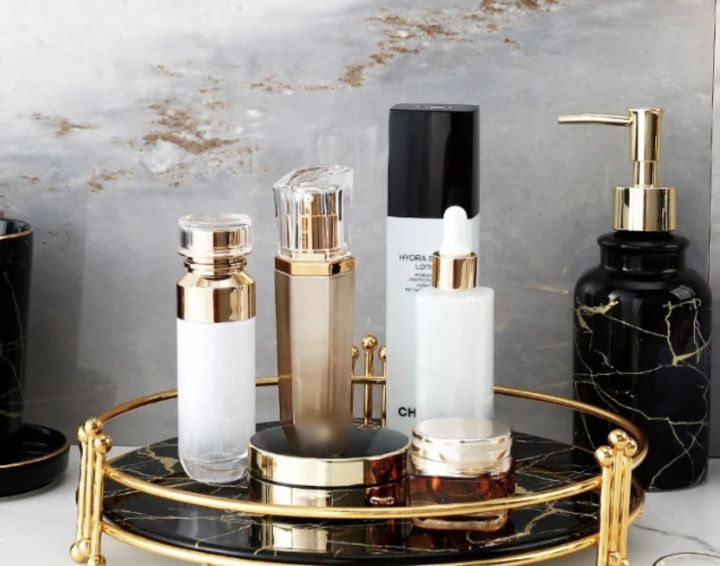 Makeup%20Organizer%20Tray,%20Decorative%20Vanity%20Tray,%20Round%20Cosmetic%20Storage%20for%20Jewelry,%20Makeup,%20Perfume,%20Decor%20and%20More%20-%20Image%203