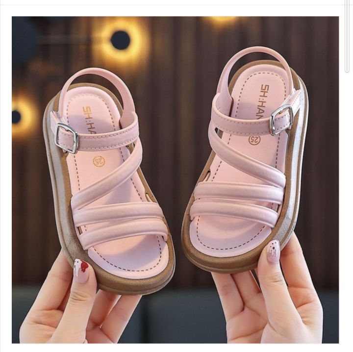 Attractive girls children sandal