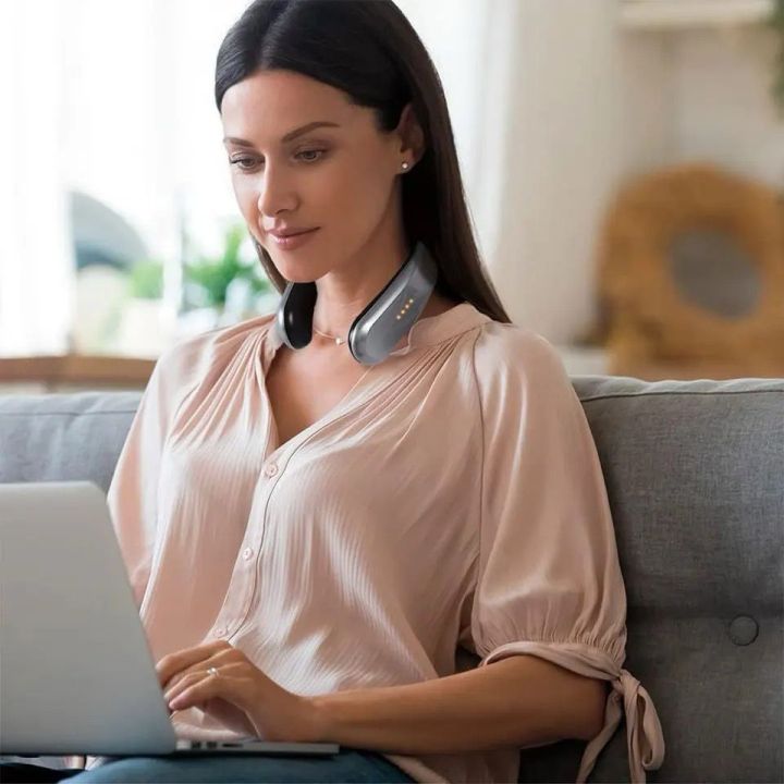 Handy%20Neck%20Heater%20Warmer%20Rechargeable%20%E2%80%93%20Wearable%20Therapeutic%20Neck%20Heating%20Device%20with%204-Level%20Comfort-Heat%20Technology,%20Personal%20Heat%20Therapy%20for%20Neck%20Pain%20Relief,%20Muscle%20Relaxation%20heat%20-%20Image%205