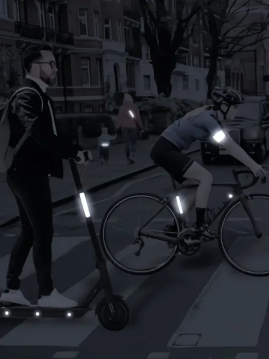 1-4PCS%20Reflective%20Black%20Stickers%20for%20Helmet%20Bike%20Scooters%20Reflective%20Helmet%20Tape,%20High%20Visibility%20Motorcycle%20Helmet%20Decals%20-%20Image%206