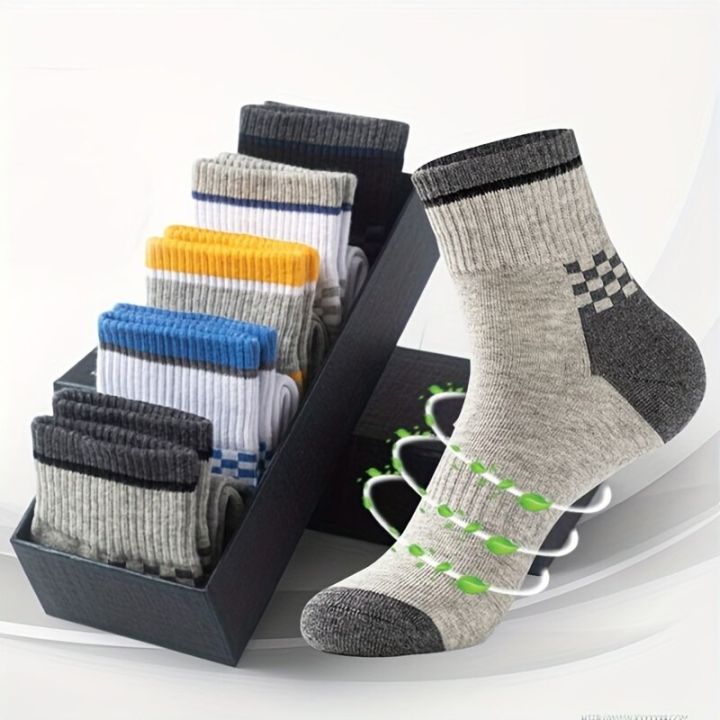 5pairs/set Men's Breathable Casual Sports Socks Quarter Socks For All Seasons