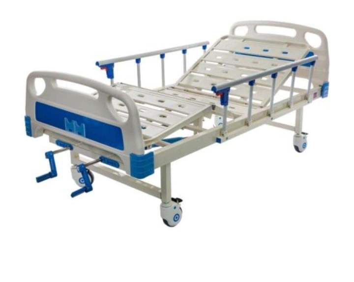 Two%20Function%20Manual%20Hospital%20Bed%20(Medical%20Bed)%20-%20Image%204