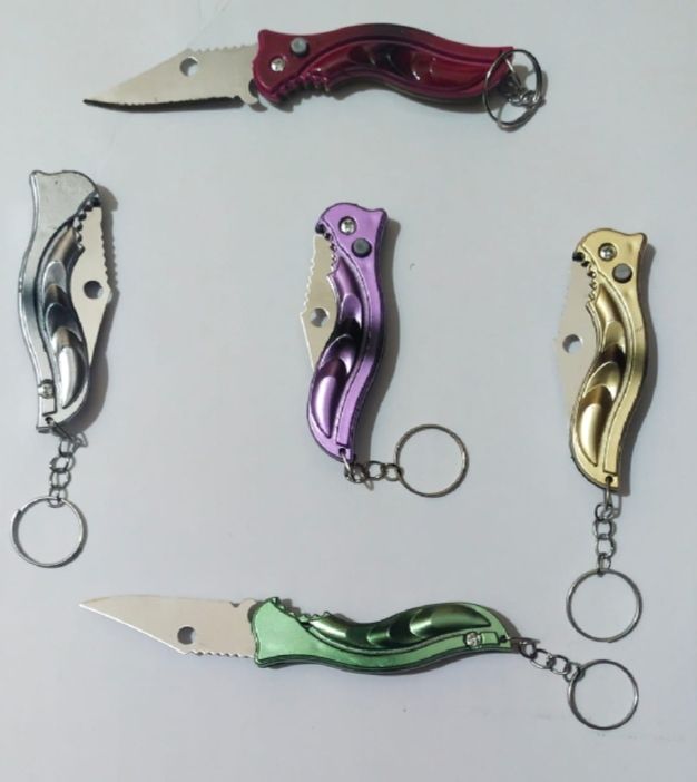 Mini pocket knives keychain
