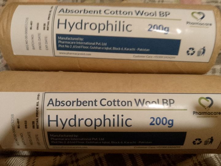 Make%20up%20Remover%20Hydrophilic%20Cotton%20Roll%20200g%20Pack%20of%202%20Rolls%20-%20Image%202