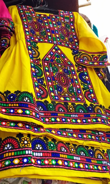 balochi%20embroidery%20dress%20for%20girls%20-%20Image%202