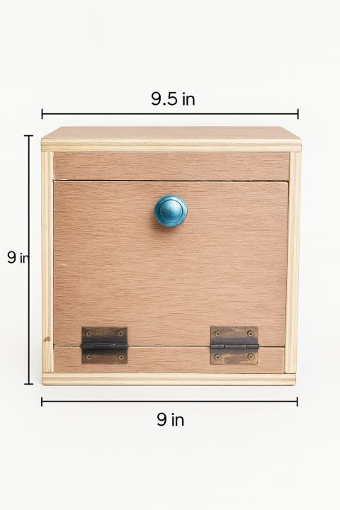 Cockatiel%20Wooden%20Nesting%20Box%20%E2%80%93%20Premium%20Breeding%20Box%20for%20Cockatiel%20Birds%20-%20Image%202