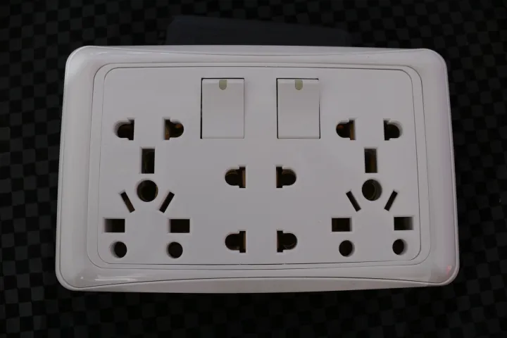 Double%20Light%20Plug%205%20in%201%20socket%20universal%20Multi%20functional%20socket%20maximum%20current%2010%20Amp%20220%20Volt%20AC.%20-%20Image%207